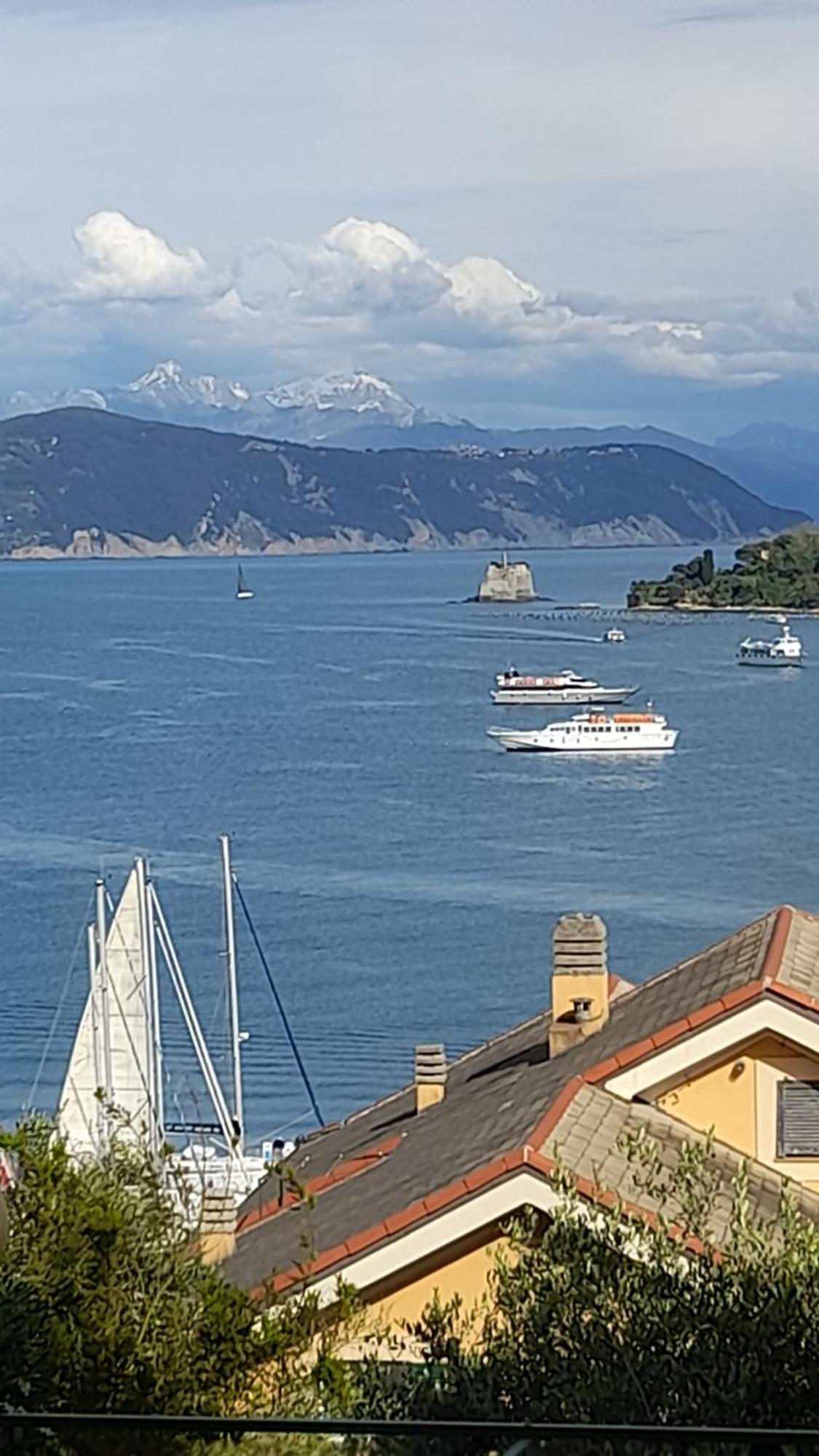 Casa Vacanze Ibiscus Porto Venere Buitenkant foto