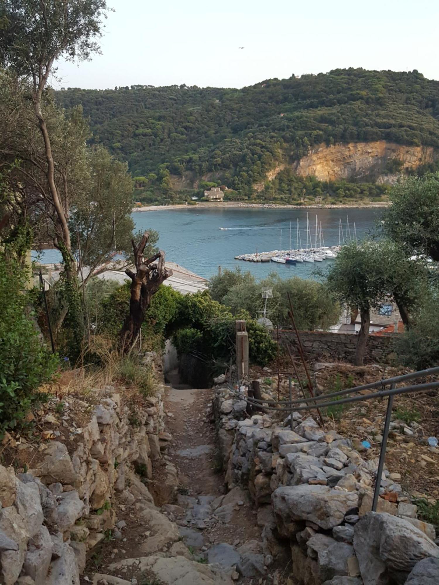Casa Vacanze Ibiscus Porto Venere Buitenkant foto