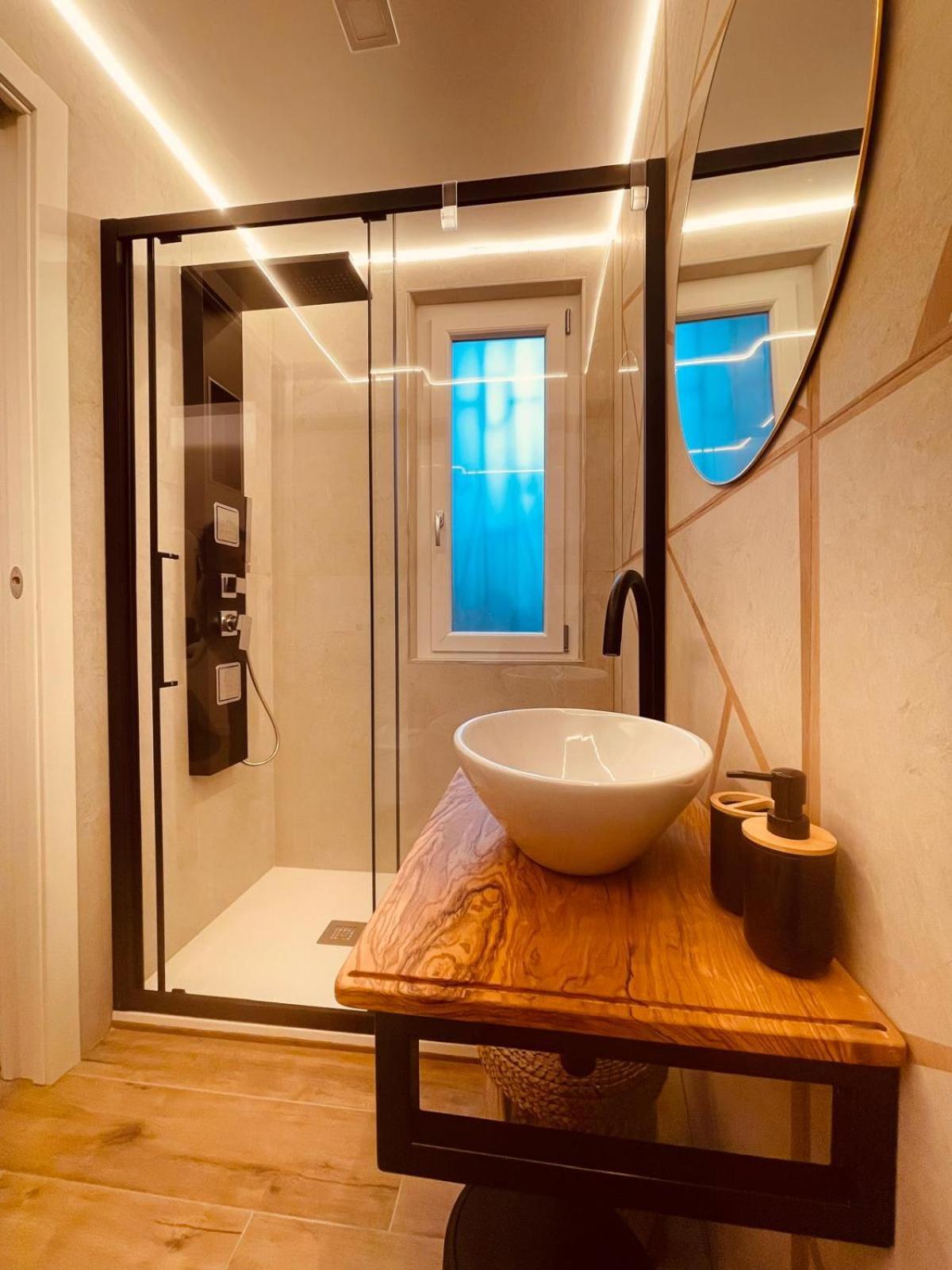 Casa Vacanze Ibiscus Porto Venere Buitenkant foto